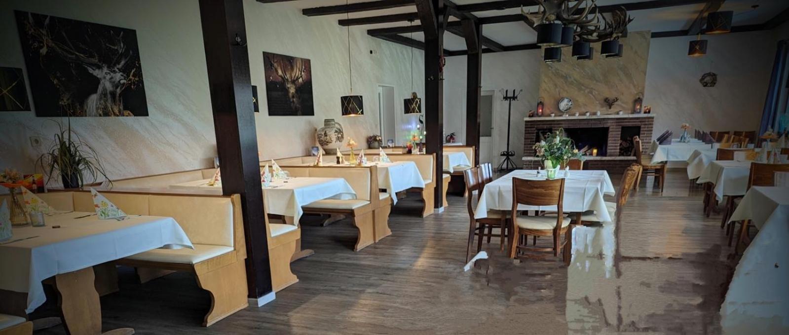 Hotel-Restaurant Hubertus Brome Bagian luar foto