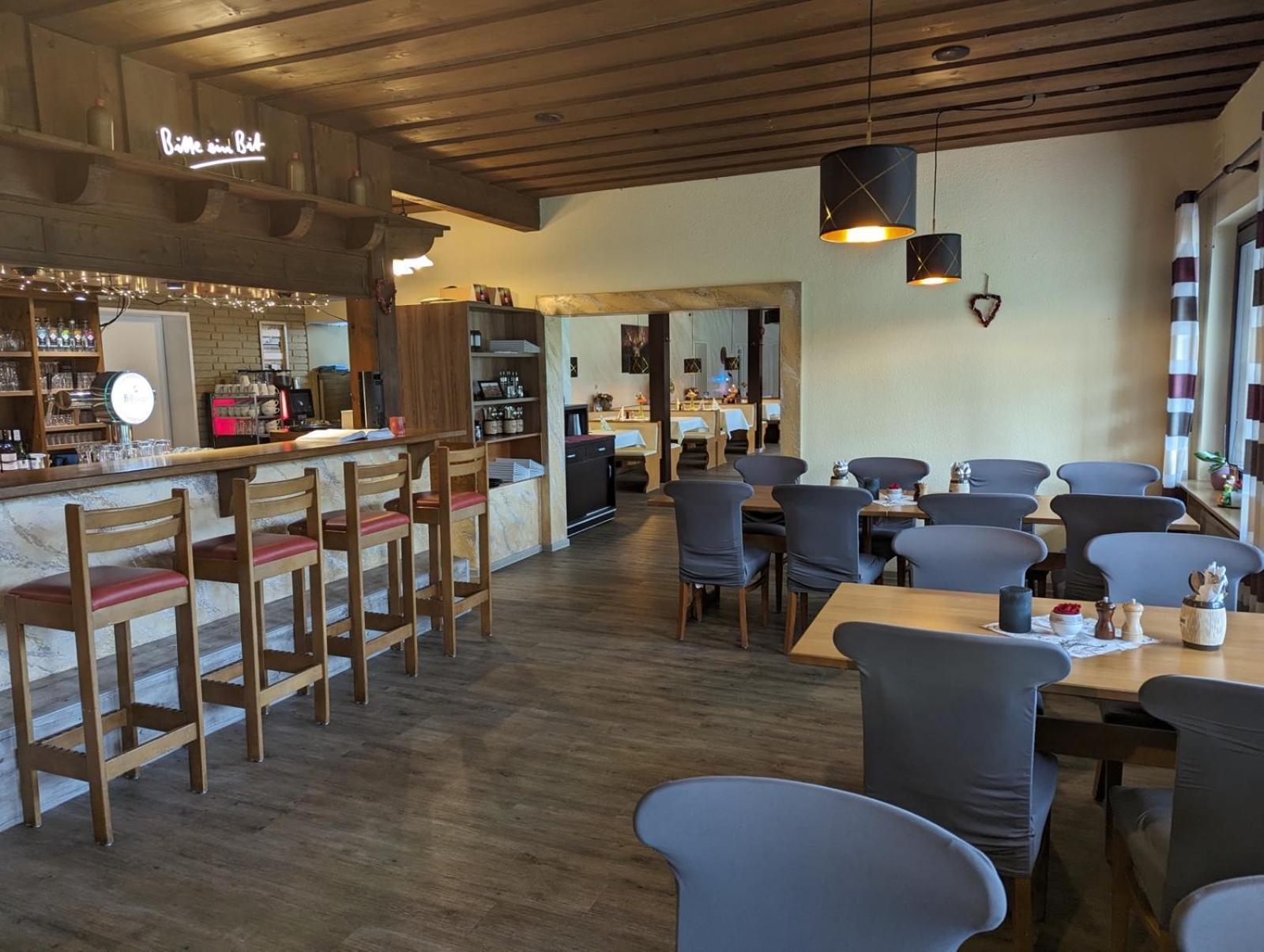 Hotel-Restaurant Hubertus Brome Bagian luar foto